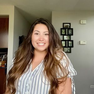 Meet your Posher, Danielle